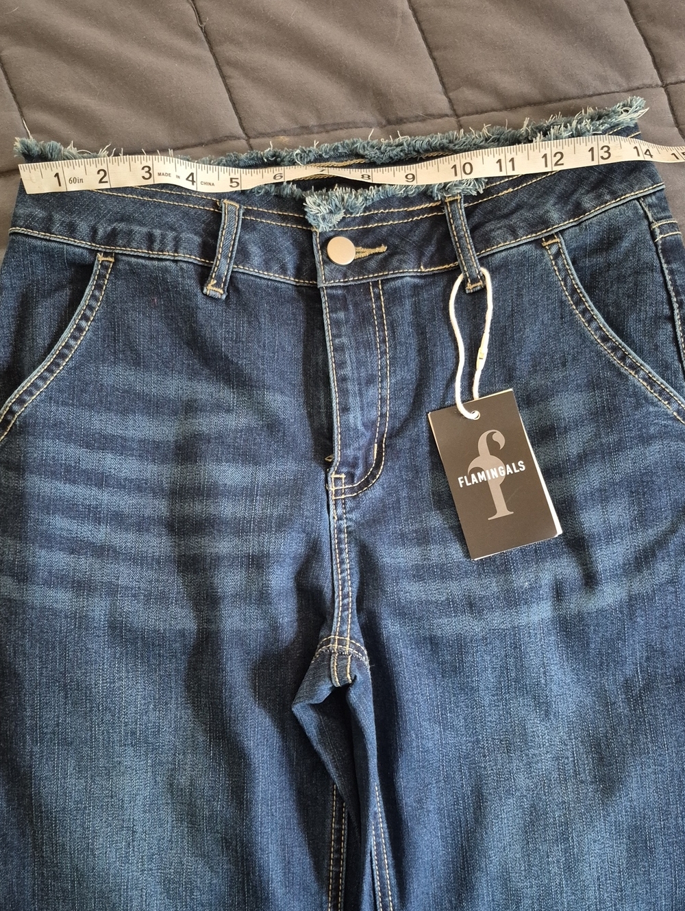 Flamingals Jeans Size M - Picture 6 of 10